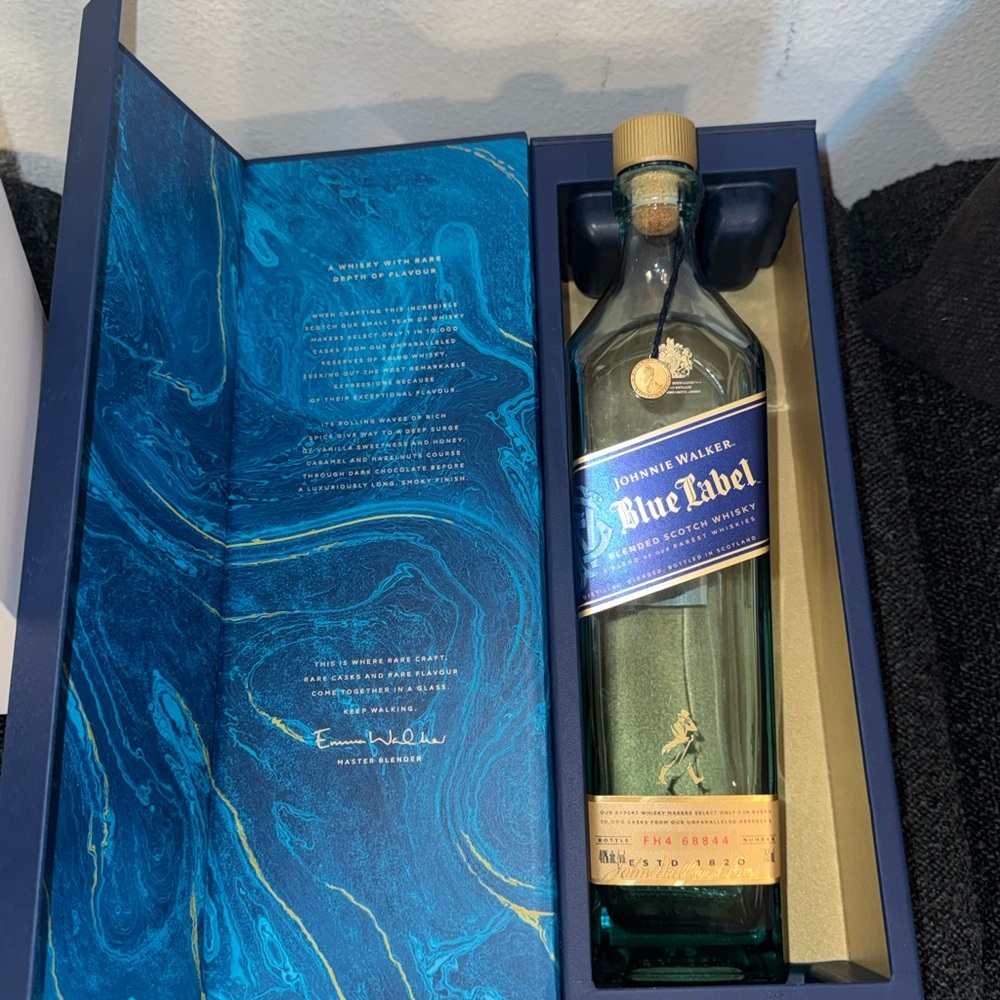 Johnnie Walker Blue Label Blended Scotch - Blue & Gold BOX AND EMPTY BOTTLE